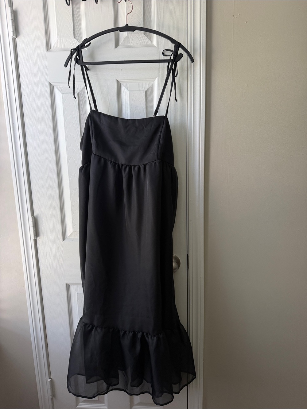 wild fable Black Tie-Shoulder Ruffled-Hem Midi Dress